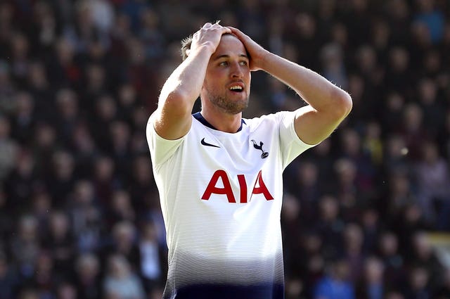 Kane reacts during the recent defeat at Burnley