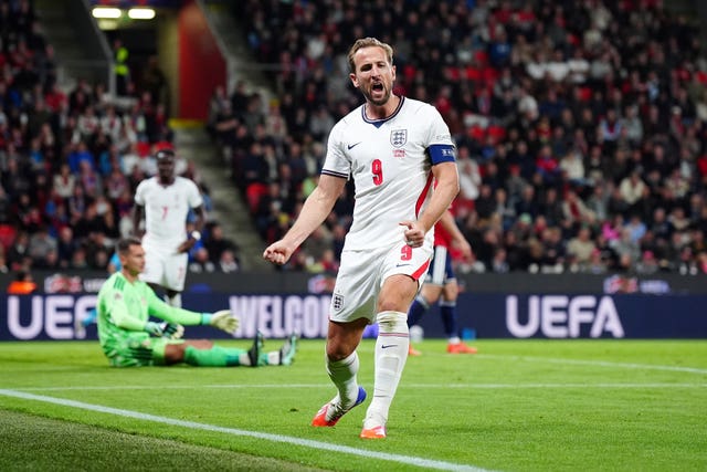 Harry Kane celebrates scoring England’s second goal against Czechia