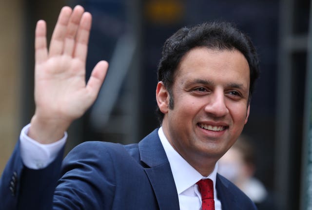 Anas Sarwar waving