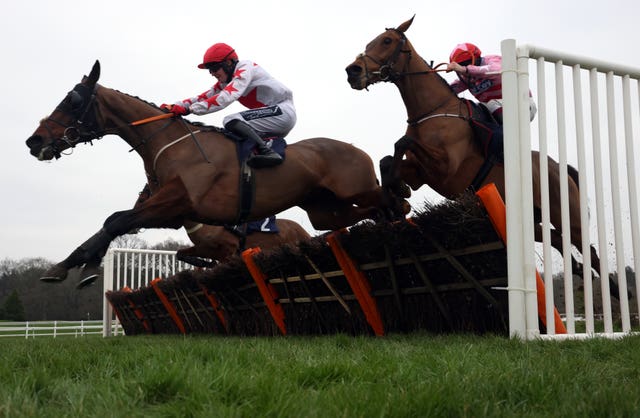 Darver Star (left) and Brewin’upastorm clash again at Fontwell