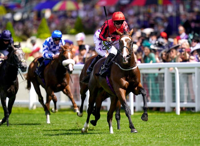 The Ridler obliged any DC Comics fans - but Paul Hanagan got a 10-day ban for causing interference in the Norfolk Stakes