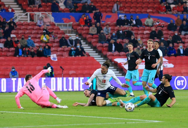 Trent Alexander-Arnold doubtful for Euro 2020 after limping off against Austria