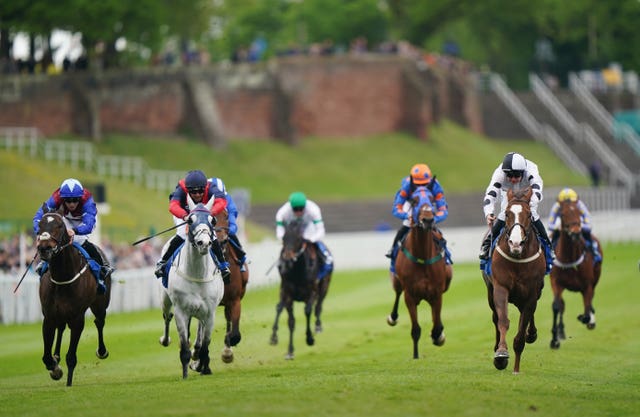 Baryshnikov (right) strikes under Connor Beasley
