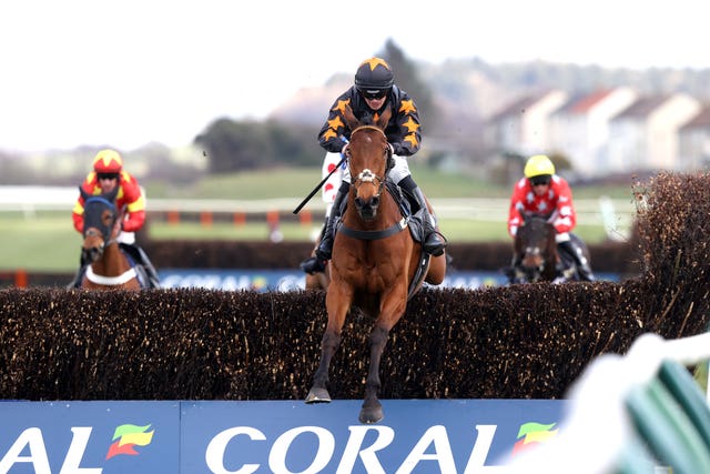 Do Your Job in action at Ayr