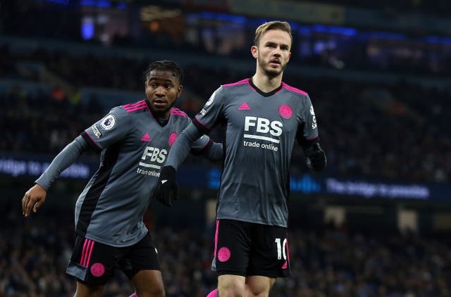Raheem Sterling says Man City must learn to finish teams off after Foxes scare PLZ Soccer Raheem Sterling says Man City must learn to finish teams off after Foxes scare PLZ Soccer