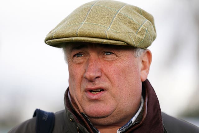 Paul Nicholls runs Silent Revolution