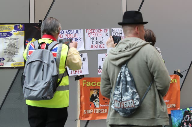 James Goddard supporters
