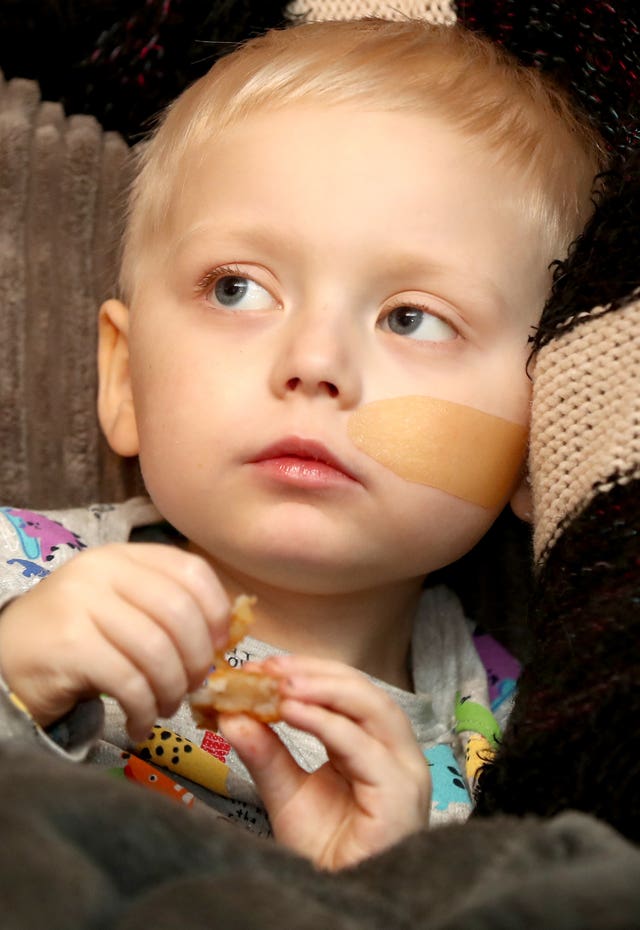 3 generations of Harding family battle serious illness