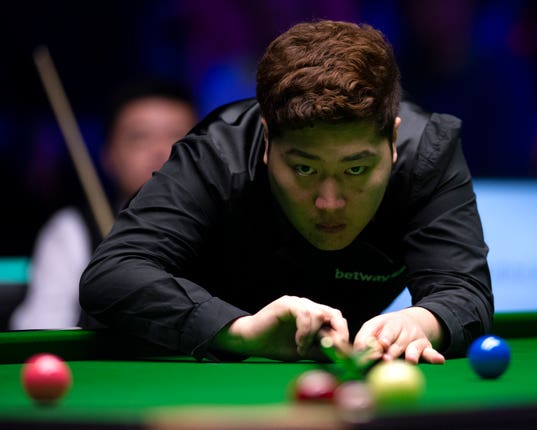 Betway UK Championship – Day Eleven – York Barbican