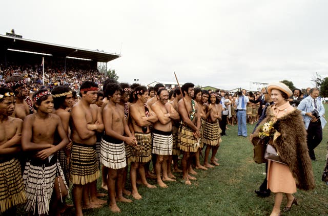 Royalty – Queen Elizabeth II Silver Jubilee – New Zealand
