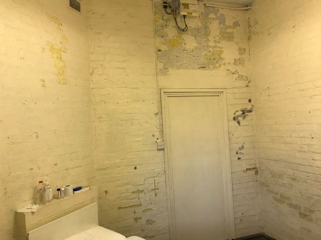 HMIP/ICIBI highly critical of Home Office asylum seeker housing