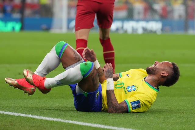 Neymar picked up a knock