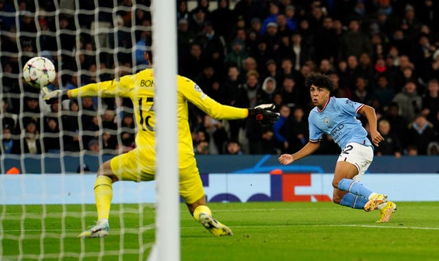 Rico Lewis scores Manchester City's equaliser
