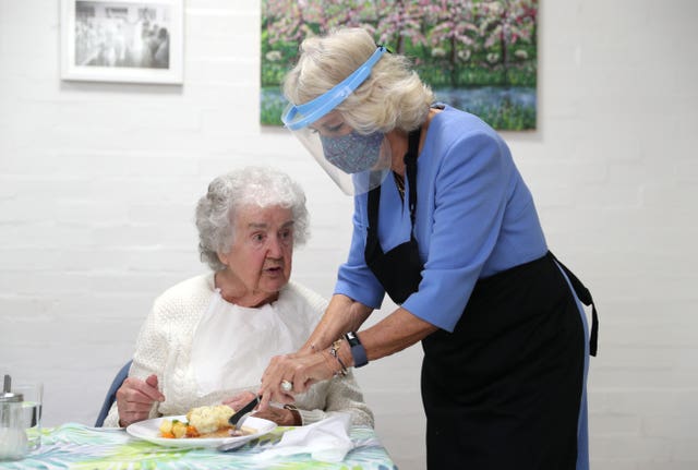 Camilla visits Royal Voluntary Service