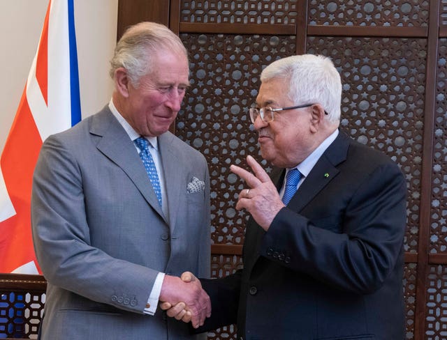 Charles meets President Mahmoud Abbas 