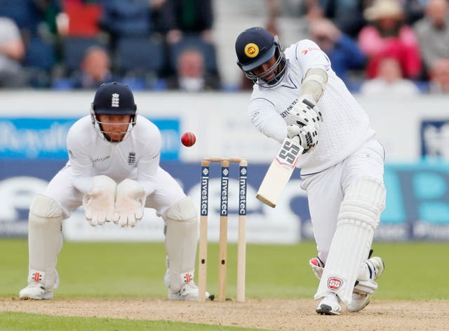 Angelo Mathews has been passed fit to bolster Sri Lanka's batting.