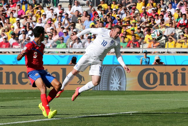 Wayne Rooney goes close with a header against Costa Rica four years ago
