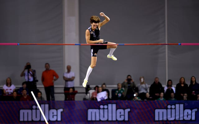 Armand Duplantis in action in Glasgow