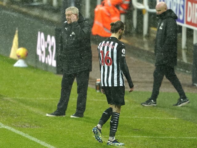 Joe Willock gets debut goal as Newcastle edge out Southampton