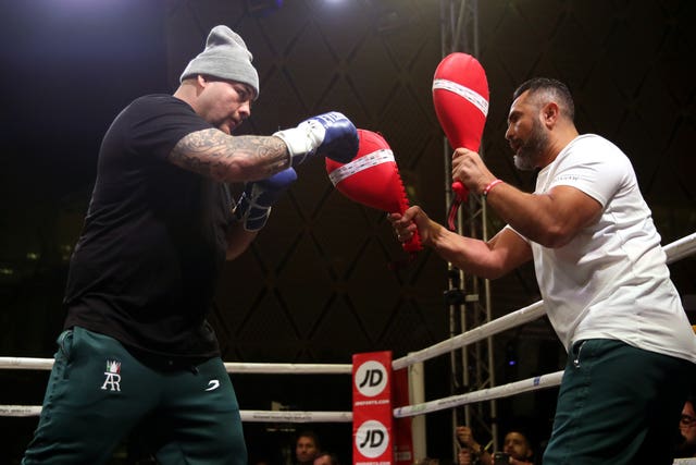 Andy Ruiz Jr donned a hat for his work-out 