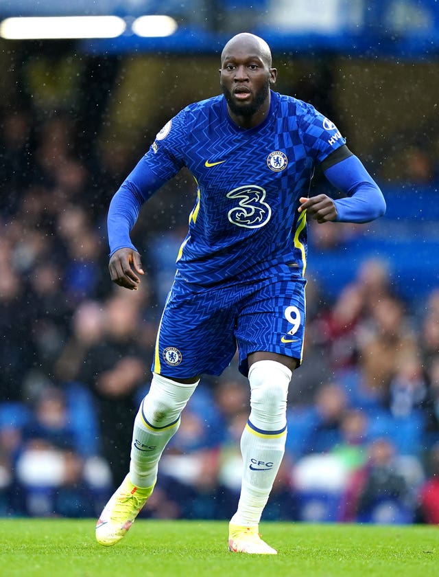 Chelsea leave it late but take over at the top of the table PLZ Soccer Chelsea leave it late but take over at the top of the table PLZ Soccer