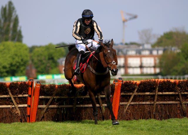 McFabulous and Lorcan Williams landed the Select Hurdle