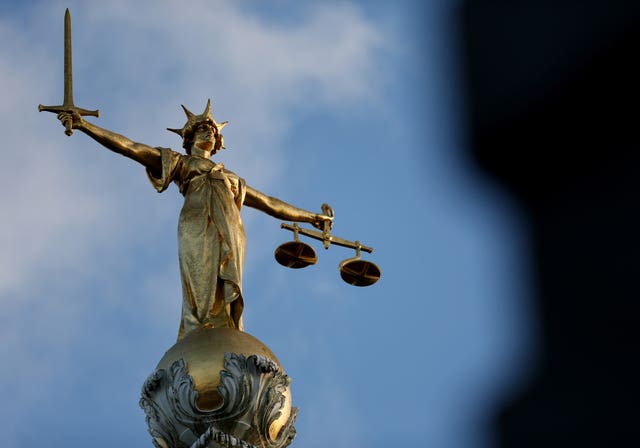 Statue on top of the Old Bailey