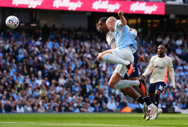 Erling Haaland scores Manchester City's winner against Coventry