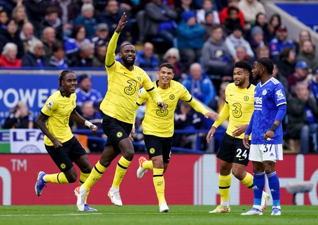 Leaders Chelsea cruise to impressive victory at Leicester PLZ Soccer Leaders Chelsea cruise to impressive victory at Leicester PLZ Soccer
