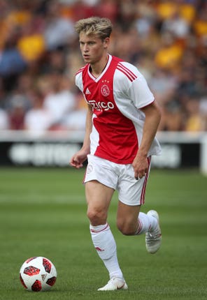 De Jong impressed at Ajax