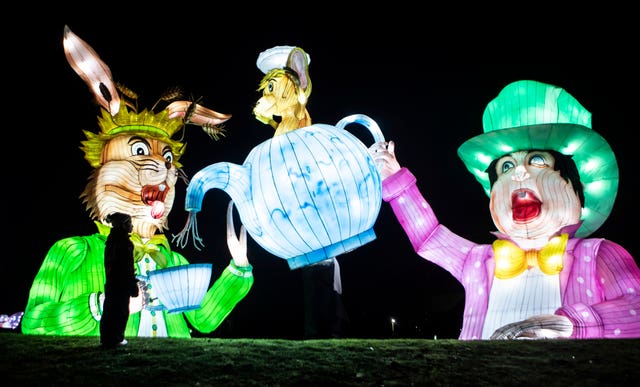 Alice in Winterland light trail