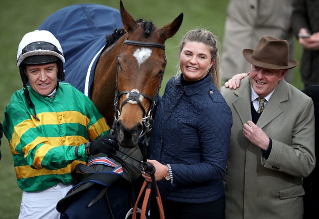 Barry Geraghty and Philip Hobbs with Defi Du Seuil