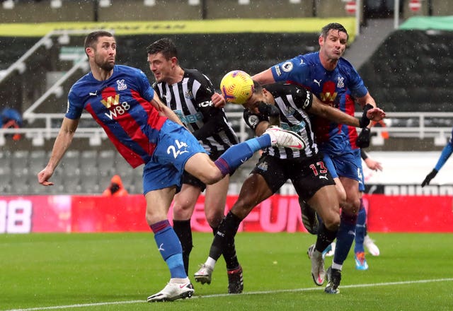 Cahill, left, struggled with injury last season