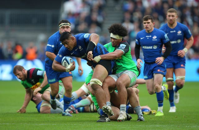 Saracens overturned an 11-point deficit to beat London rivals Harlequins in the Gallagher Premiership