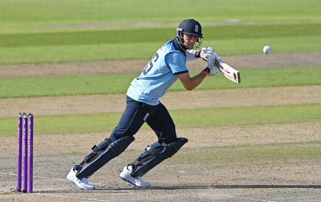 Joe Root top-scored with a typically stylish 77