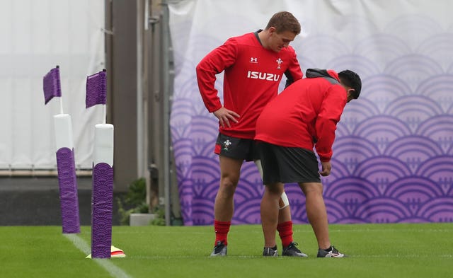 Jonathan Davies during a training session in Tokyo