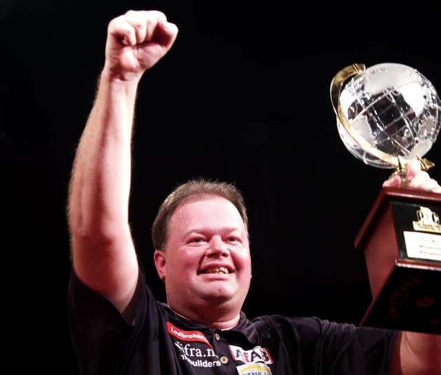 Van Barneveld beat Taylor in an all-time classic in 2007