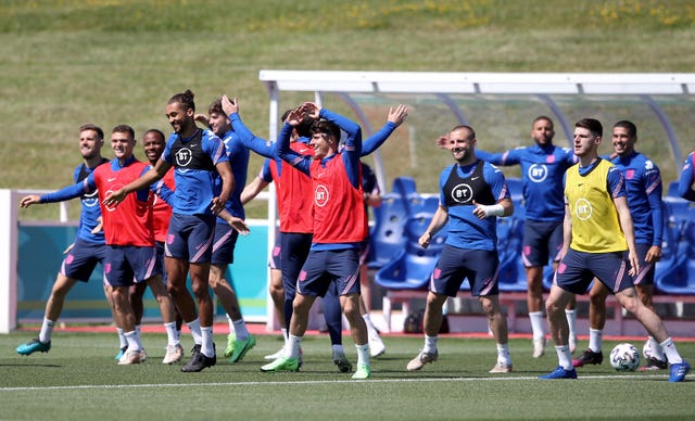 England’s Luke Shaw had ruptured wrist ligament worries ahead of Euro 2020 PLZ Soccer England’s Luke Shaw had ruptured wrist ligament worries ahead of Euro 2020 PLZ Soccer