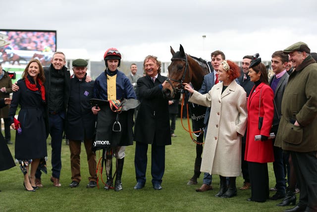 City Island and Mark Walsh with winning connections following victory at Cheltenham