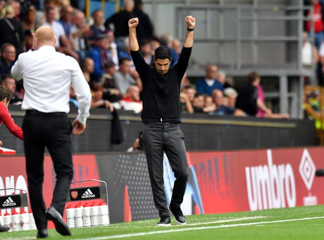 Mikel Arteta celebrates Arsenal''s win