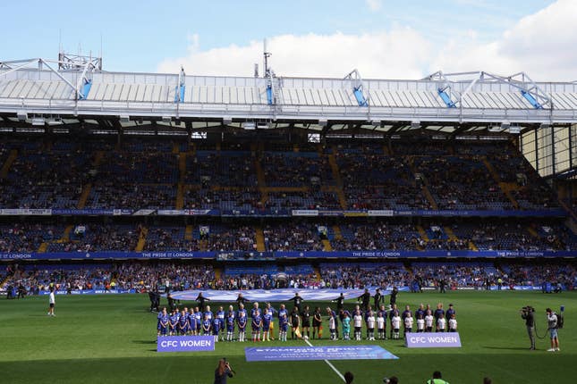 A crowd of almost 25,000 attended Sunday's match