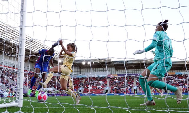 France advance to Euro 2022 quarter-finals with victory over Belgium