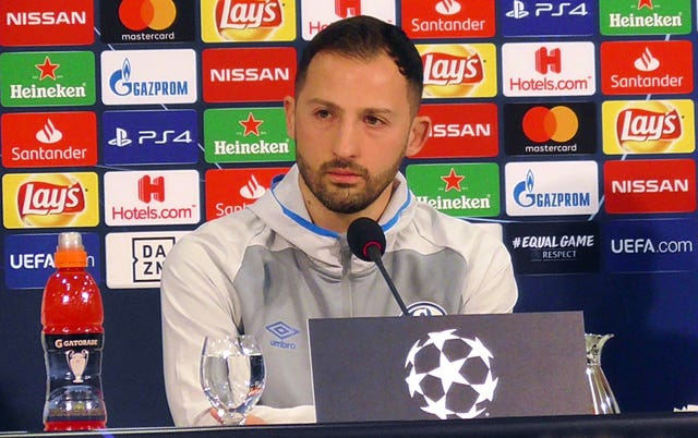 Schalke coach Domenico Tedesco is in the spotlight following a poor fun of form