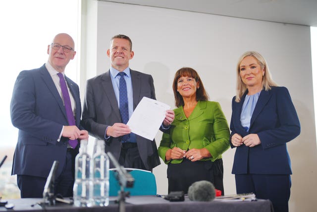 The leaders with the agreement
