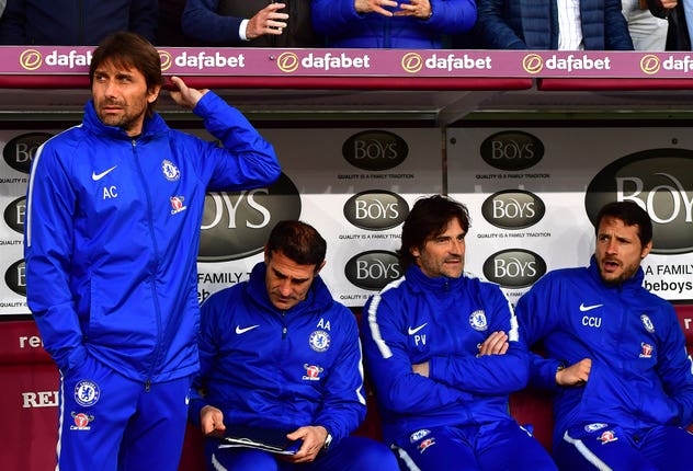 Carlo Cudicini, right, was part of Chelsea's backroom staff