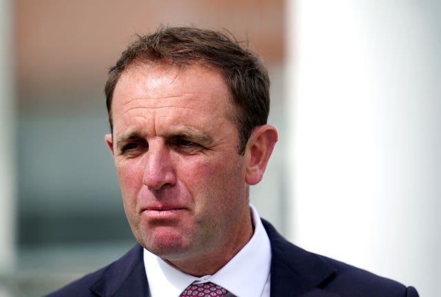 Charlie Appleby saddles Valiant Prince