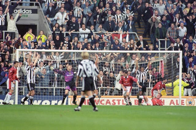 Soccer – FA Carling Premiership – Newcastle United v Manchester United – St James' Park