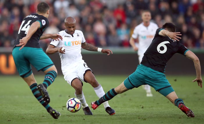 Andre Ayew in action for Swansea