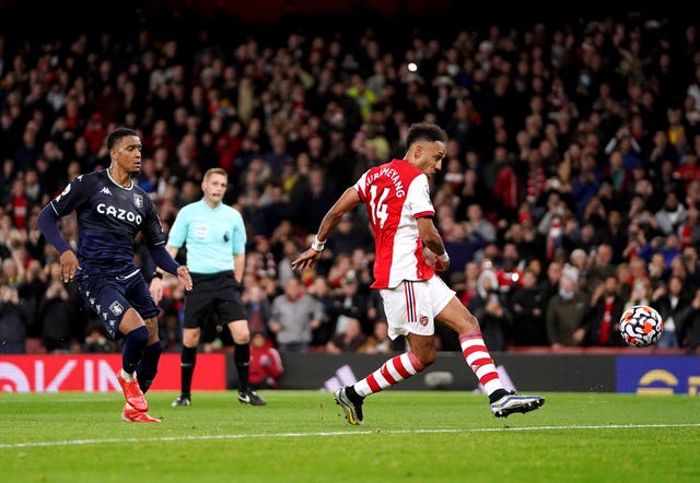 Mikel Arteta hails ‘superb’ Emile Smith Rowe after win over Aston Villa