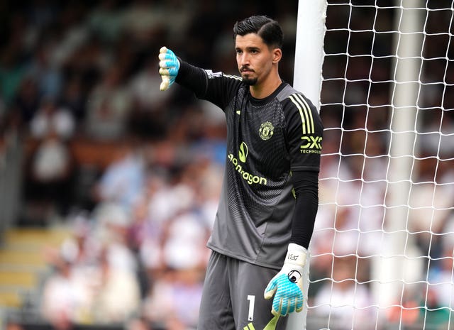 Manchester United goalkeeper Altay Bayindir